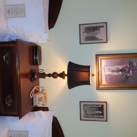 Higher Ground Hotel อินดีเพนเดนซ์ ภายนอก รูปภาพ