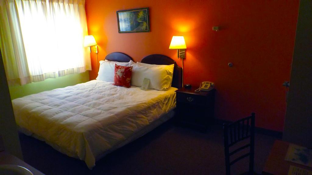 Higher Ground Hotel อินดีเพนเดนซ์ ภายนอก รูปภาพ