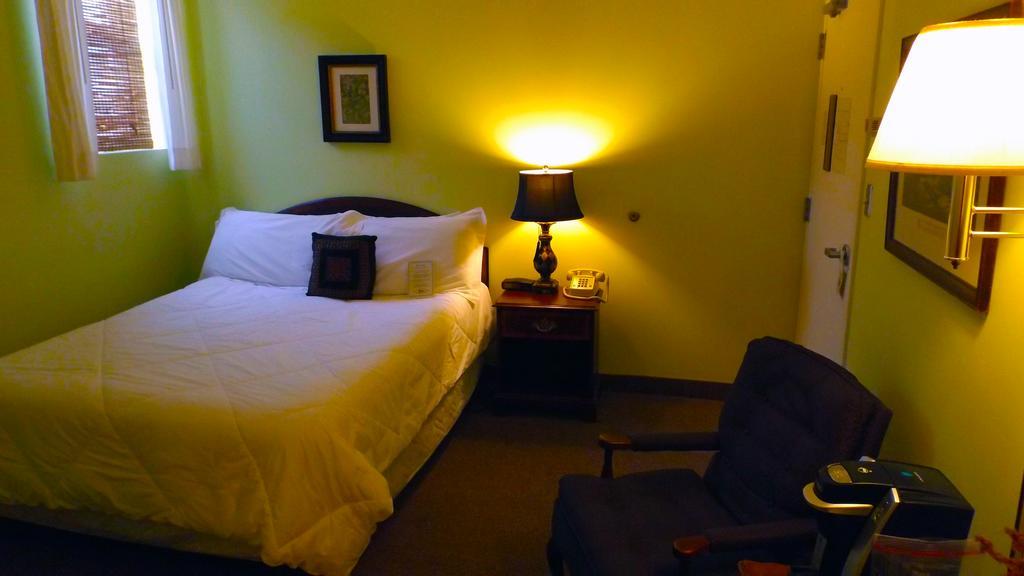 Higher Ground Hotel อินดีเพนเดนซ์ ภายนอก รูปภาพ